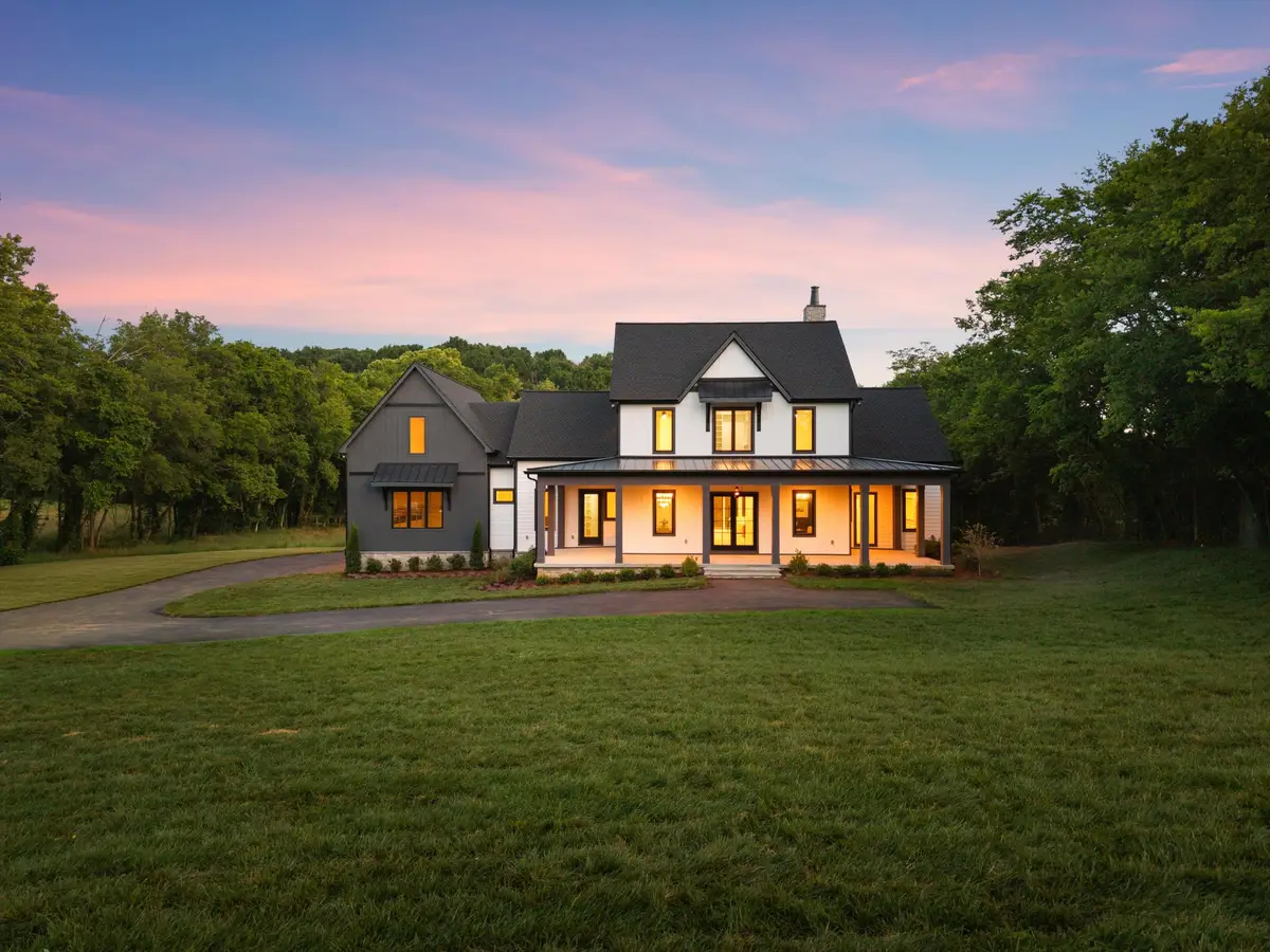 6801 Flat Creek Rd, College Grove, TN 37046 - #1