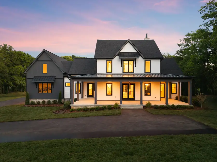 6801 Flat Creek Rd, College Grove, TN 37046 - #2