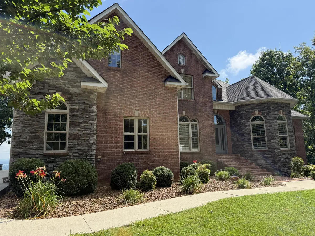 231 Point Dr, Belvidere, TN 37306 - #1