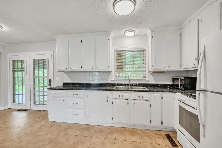 100 Kennel Rd, Dickson, TN 37055 - #3