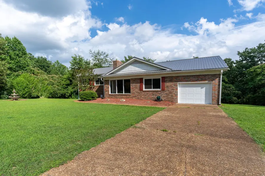 159 Mindy Dr, Waynesboro, TN 38485 - #2
