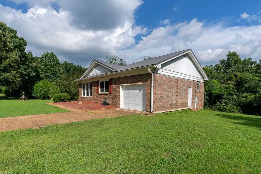 159 Mindy Dr, Waynesboro, TN 38485 - #3