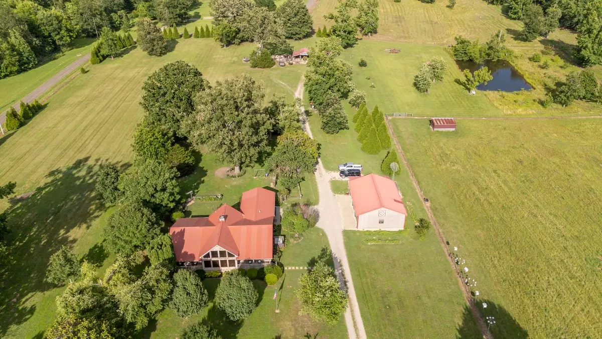 2960 Oak Grove Rd, Savannah, TN 38372 - #1