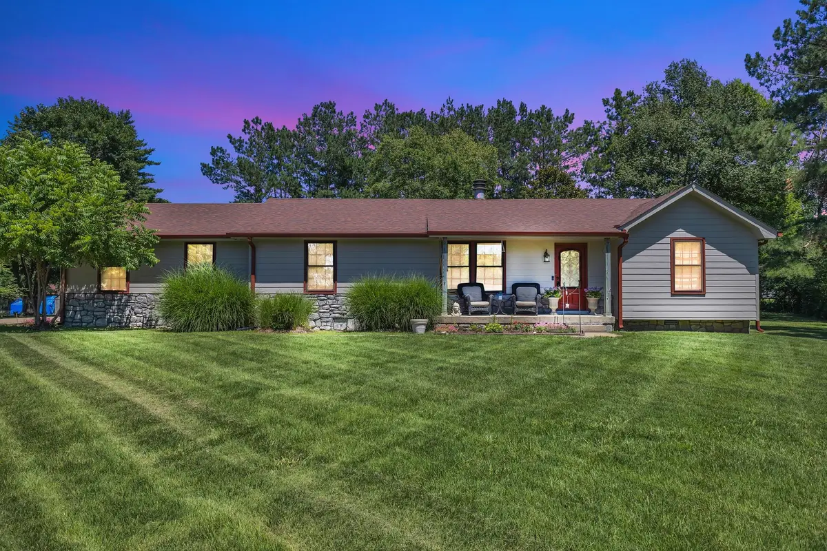325 Dawn Dr, Gallatin, TN 37066 - #1