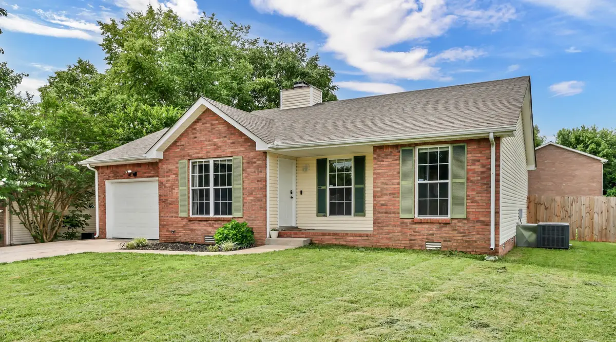 596 Cory Dr, Clarksville, TN 37040 - #1