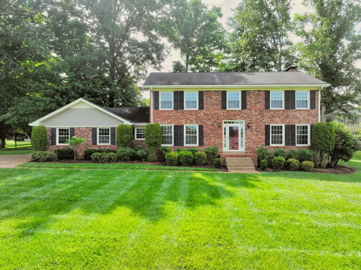 100 Applewood Ct, Hendersonville, TN 37075 - #1