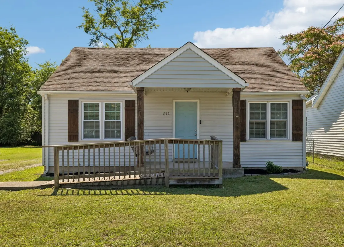 612 Fairview Ave, Lebanon, TN 37087 - #1
