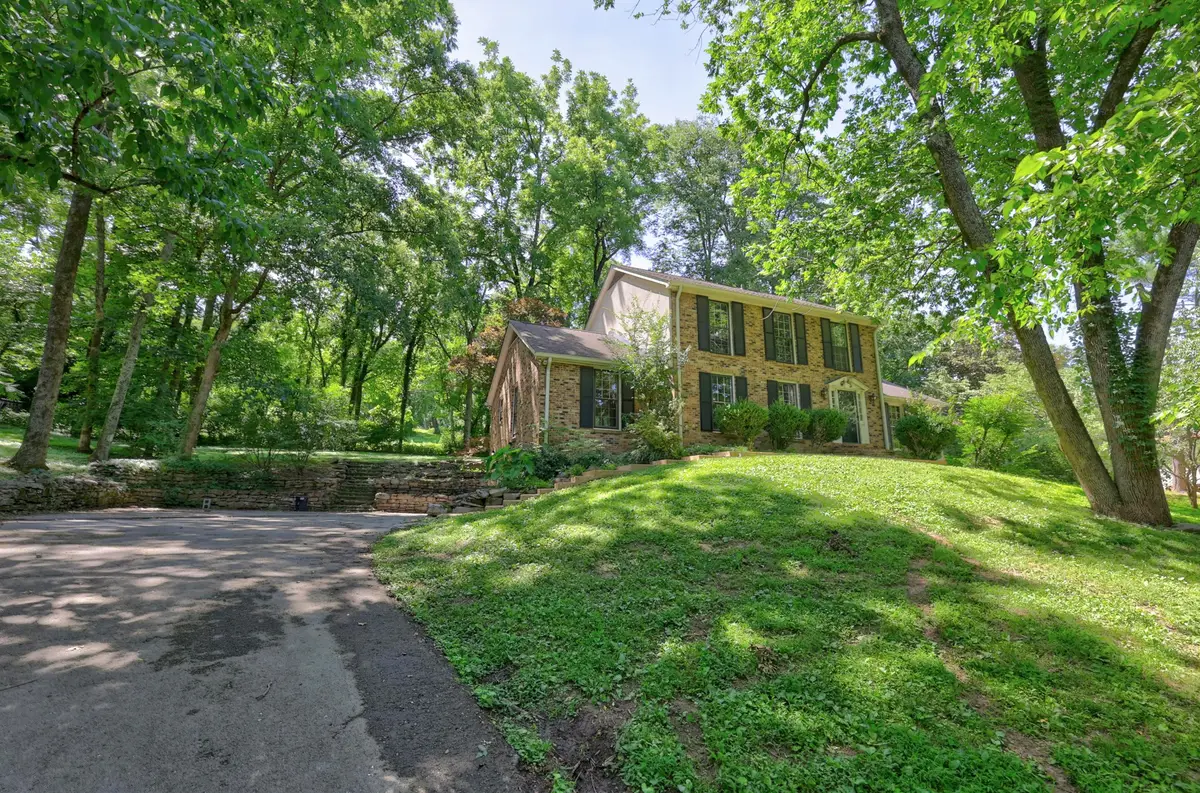 1011 Stuart Ln, Brentwood, TN 37027 - #1