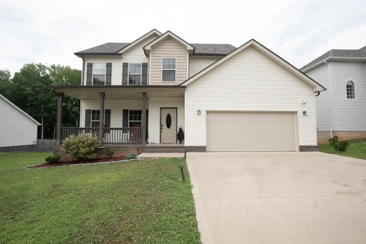 363 Barry Dr, Clarksville, TN 37040 - #1