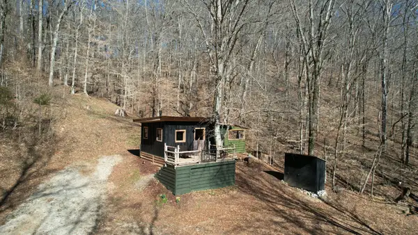 520 Bluff Rd, Loretto, TN 38469