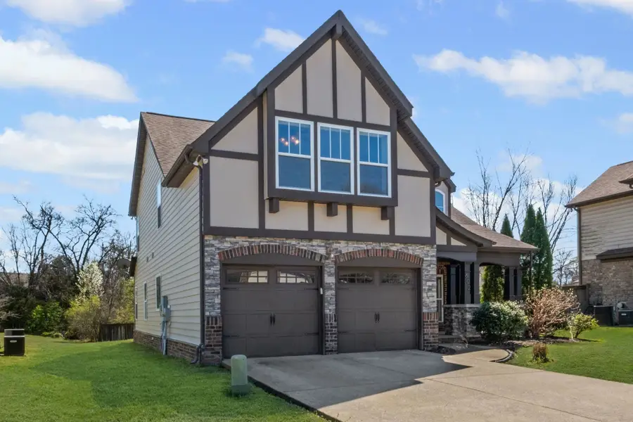 602 Pemberton Ct, Mount Juliet, TN 37122 - #2