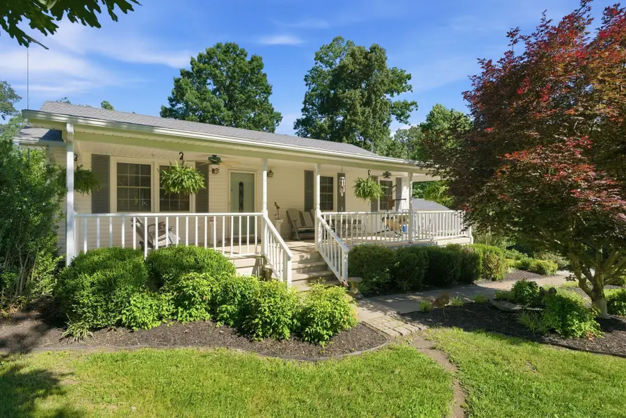 1170 Liberty Road, Charlotte, TN 37036 - #2