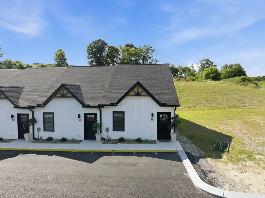 141 Deer Valley Drive E #141, Gordonsville, TN 38563 - #3