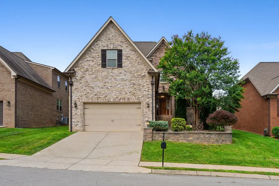 8027 Fenwick Ln, Spring Hill, TN 37174 - #3