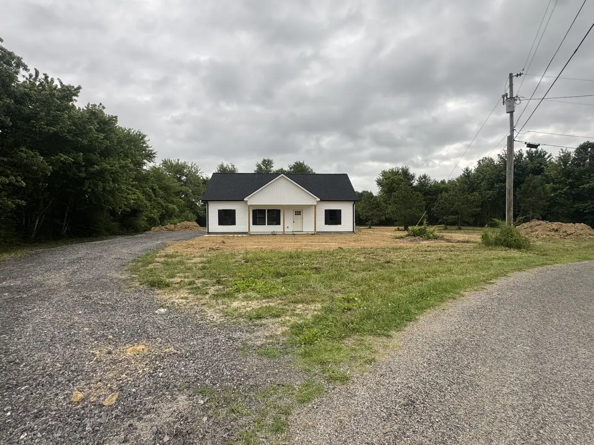 169 Arrowhead Dr, Smithville, TN 37166 - #1