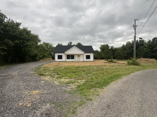 169 Arrowhead Dr, Smithville, TN 37166