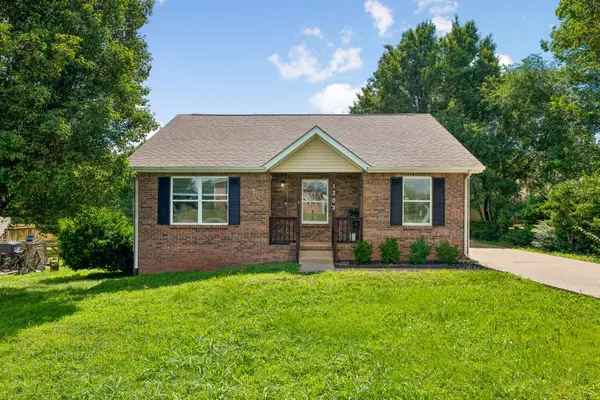1303 Chucker Dr, Clarksville, TN 37042