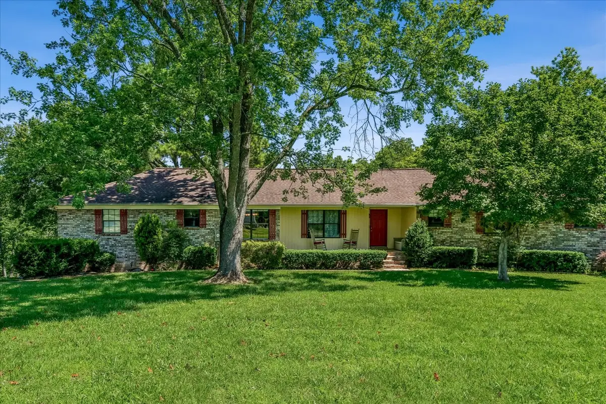 305 Tanglewood Dr, Mount Juliet, TN 37122 - #1