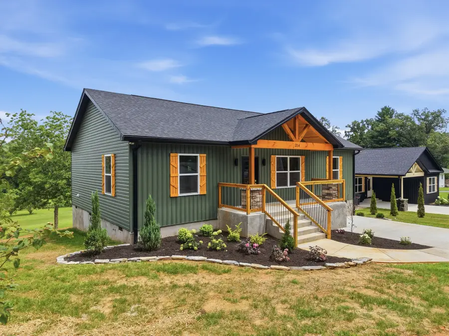 214 Twin Oaks Rd, McMinnville, TN 37110 - #2