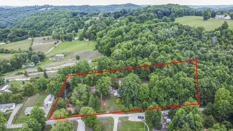 285 Vanover Lane, Jacksboro, TN 37757 - #2
