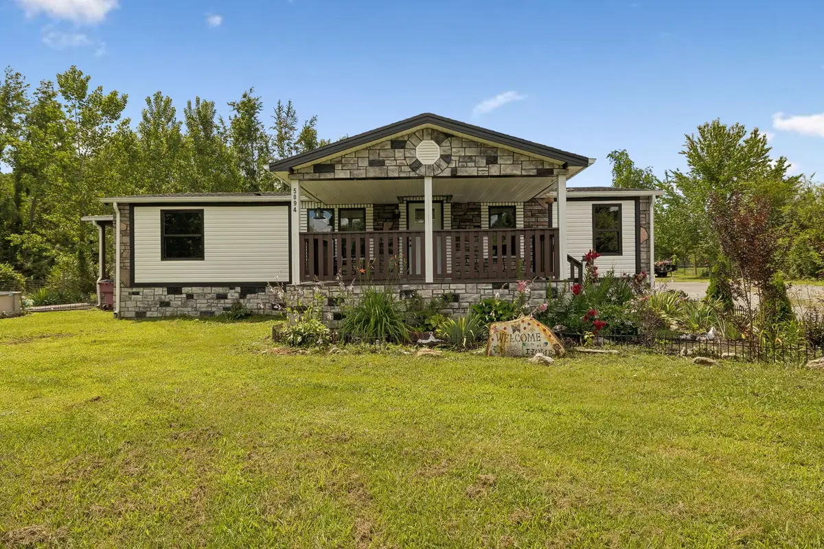 5094 Spring Creek Ln, Lafayette, TN 37083 - #1