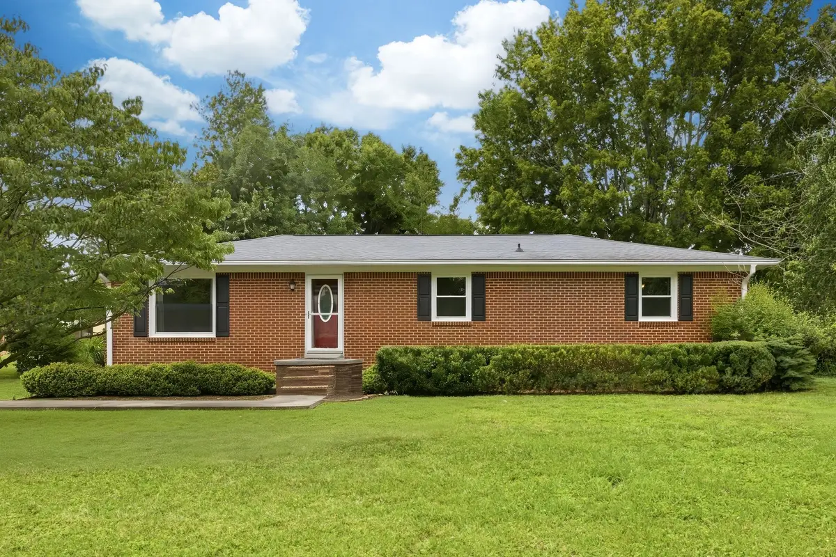 847 Anthony Ave, Smithville, TN 37166 - #1
