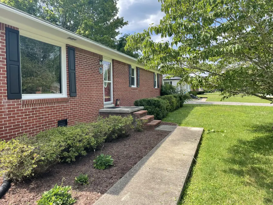847 Anthony Ave, Smithville, TN 37166 - #3