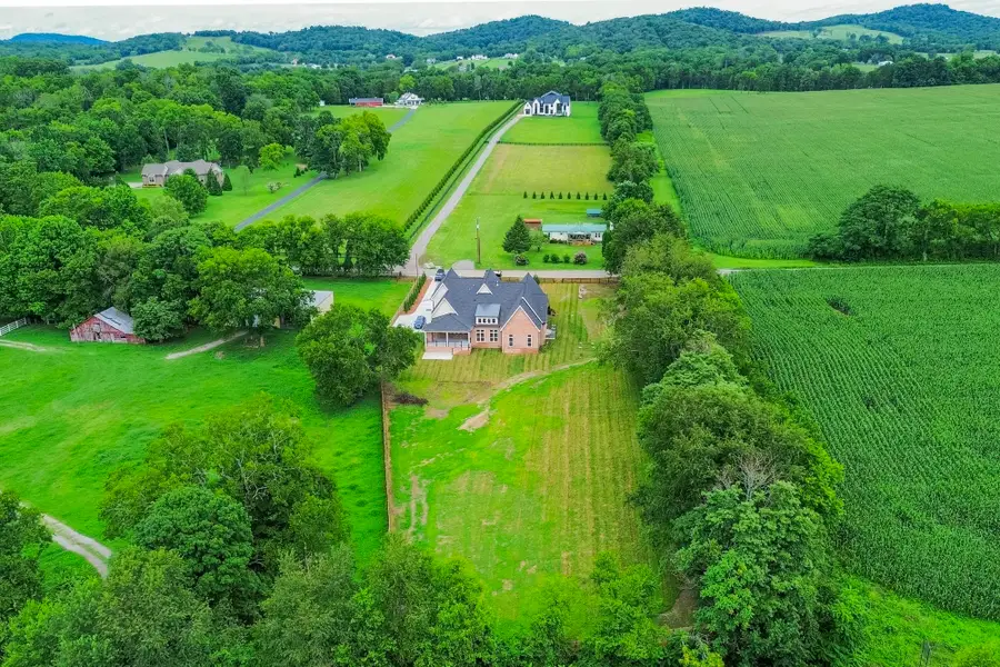 3107 Old Murfreesboro Rd, College Grove, TN 37046 - #3