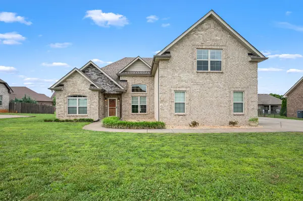 1707 Drayton Dr, Murfreesboro, TN 37130
