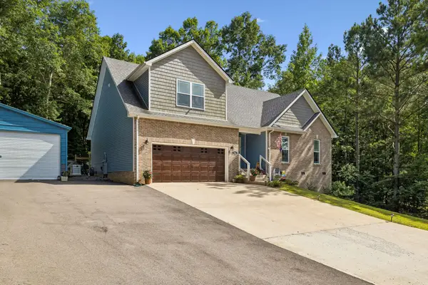 906 Riverwood Dr, Buchanan, TN 38222