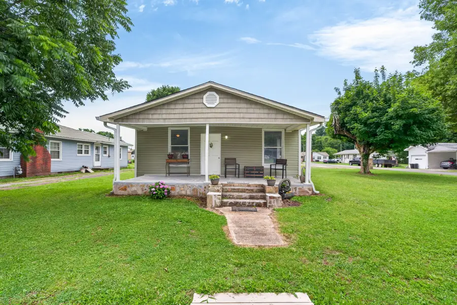 491 Piccadilly Ave, Spring City, TN 37381 - #3