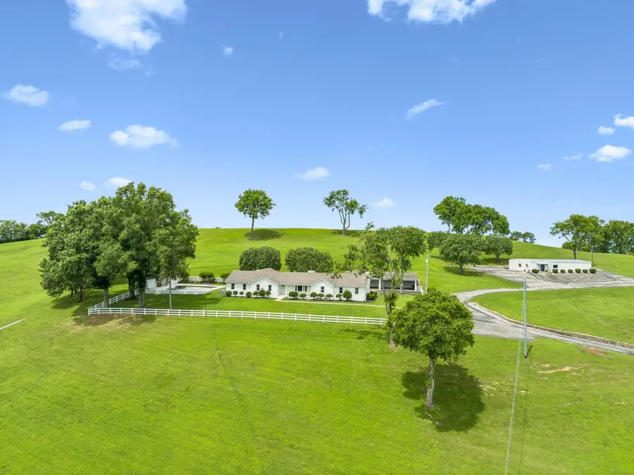 1731 Nashville Hwy, Columbia, TN 38401 - #2