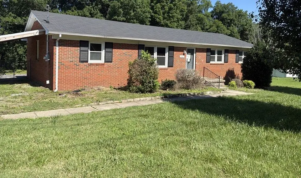 400 Neely Ave, Shelbyville, TN 37160 - #1