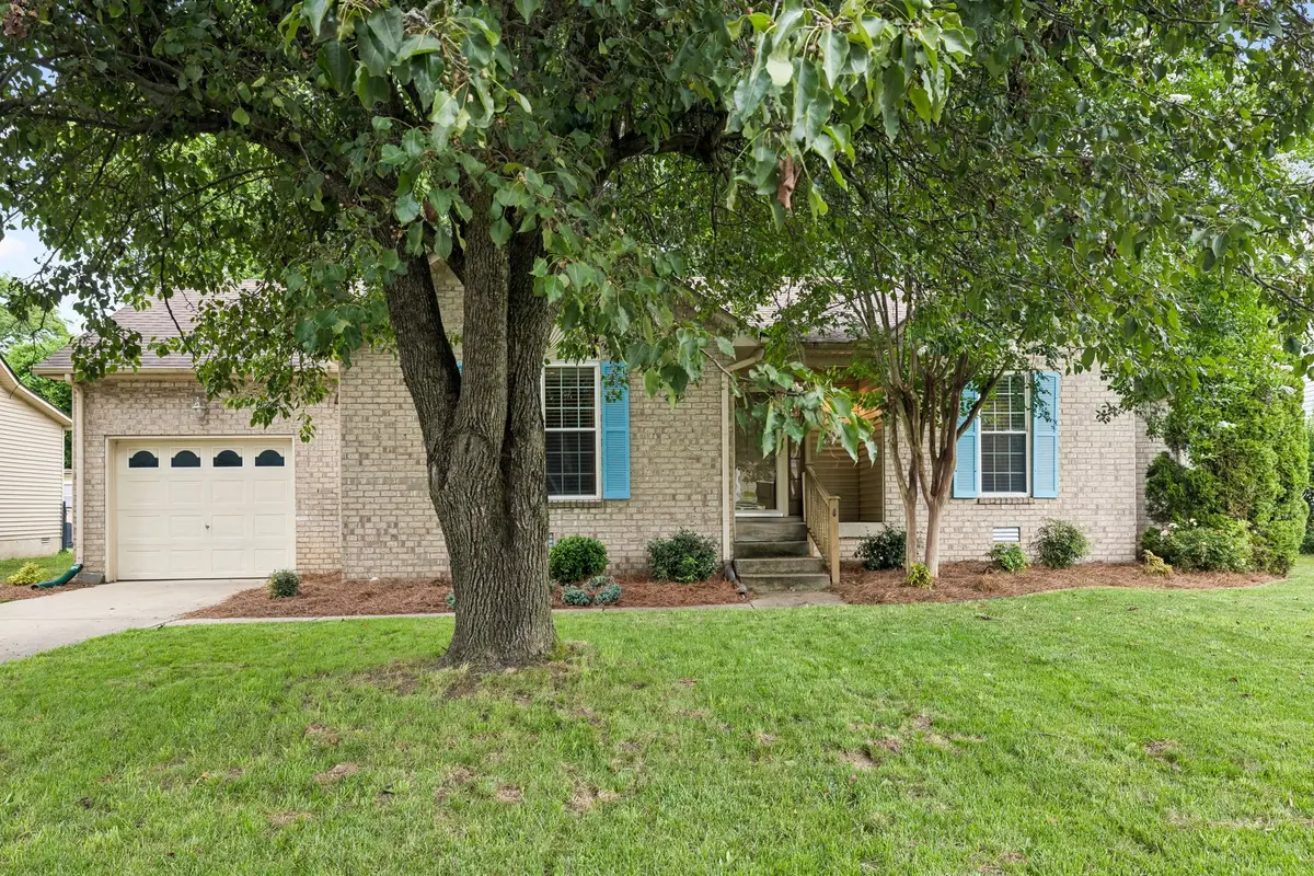 2132 Riverway Dr, Old Hickory, TN 37138 - #1
