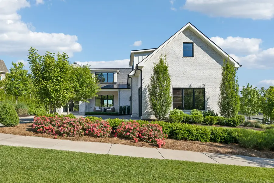 7376 Harlow Dr, College Grove, TN 37046 - #2