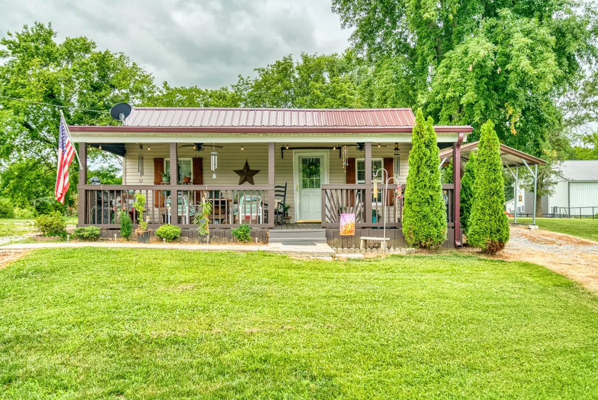 3899 W Jefferson Davis Highway, Elkton, KY 42220 - #1