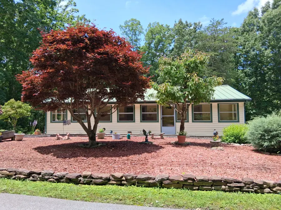 2301 Holly St, Signal Mountain, TN 37377 - #2