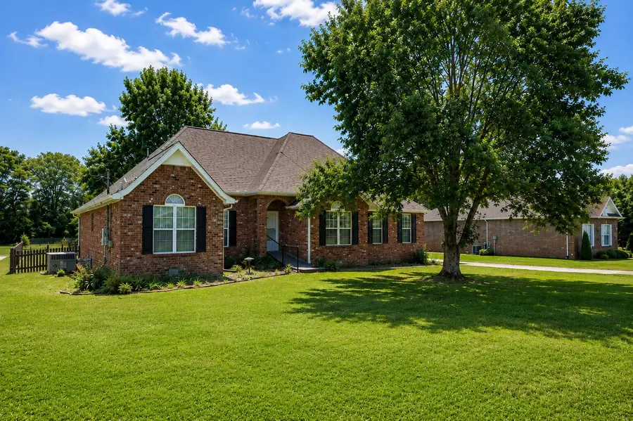 107 Honeysuckle Ct, Murfreesboro, TN 37129 - #2