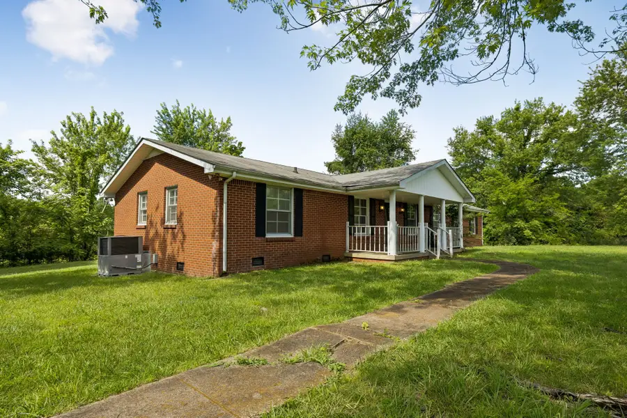 3320 Highway 49 E, Charlotte, TN 37036 - #2