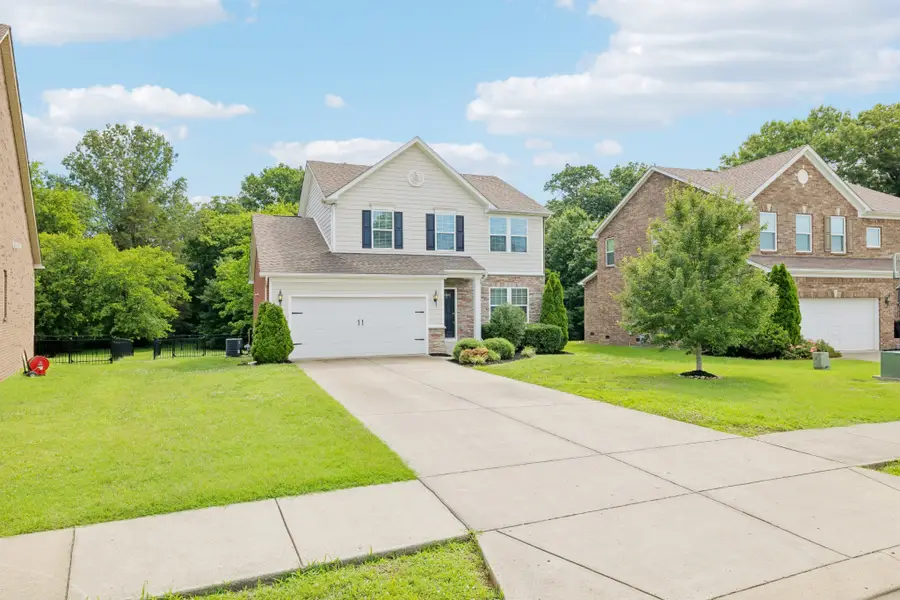 407 Goodman Dr, Gallatin, TN 37066 - #2