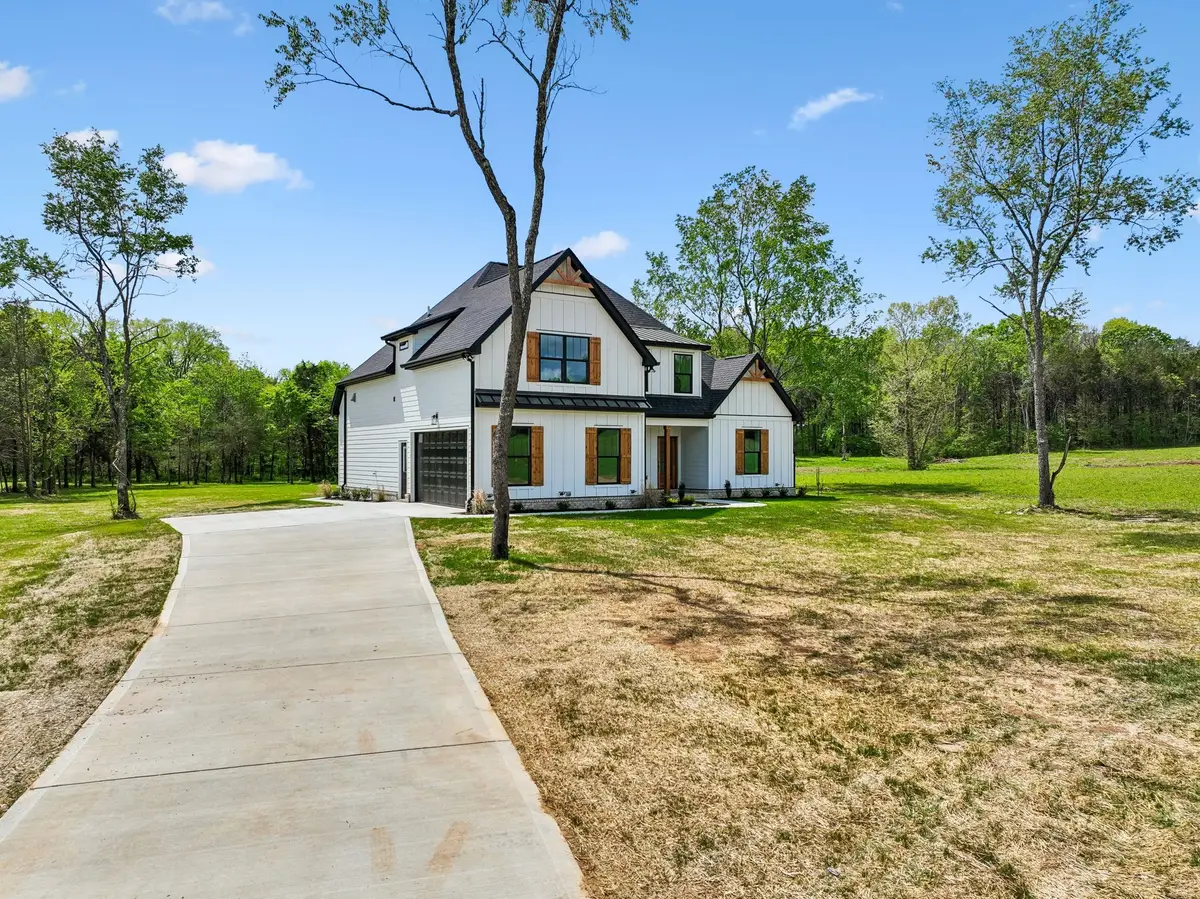 1990 Chicken Rd, Lebanon, TN 37090 - #1