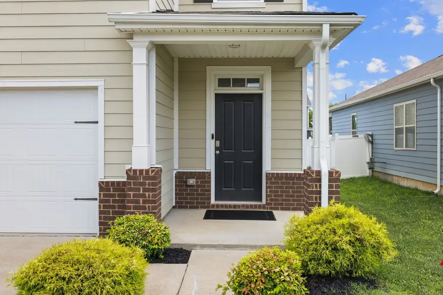 8016 Craighead Dr, Lebanon, TN 37087 - #2