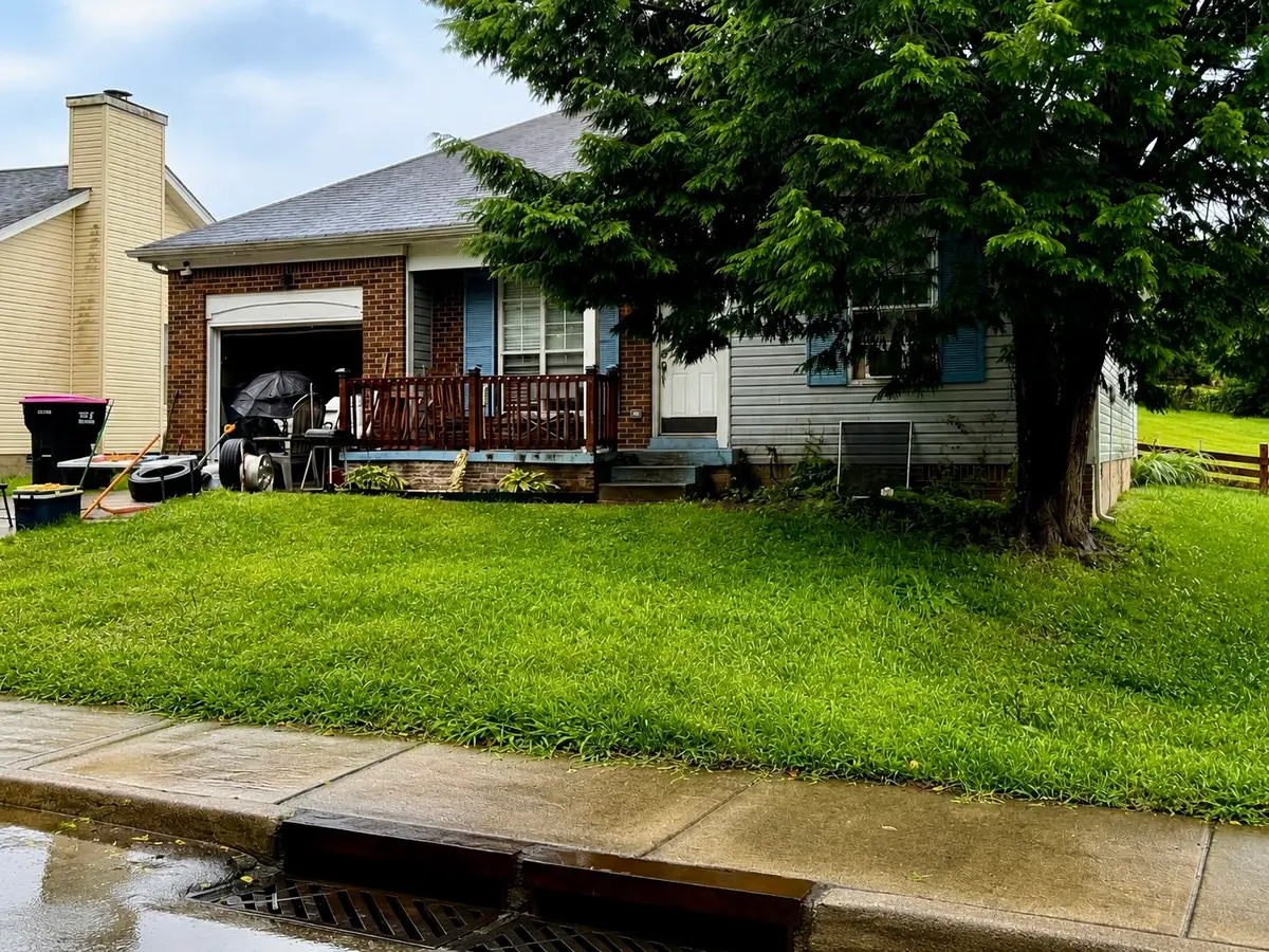 86 Grassmire Dr, Clarksville, TN 37042 - #1