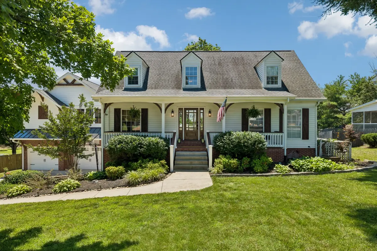552 Overview Ln, Franklin, TN 37064 - #1