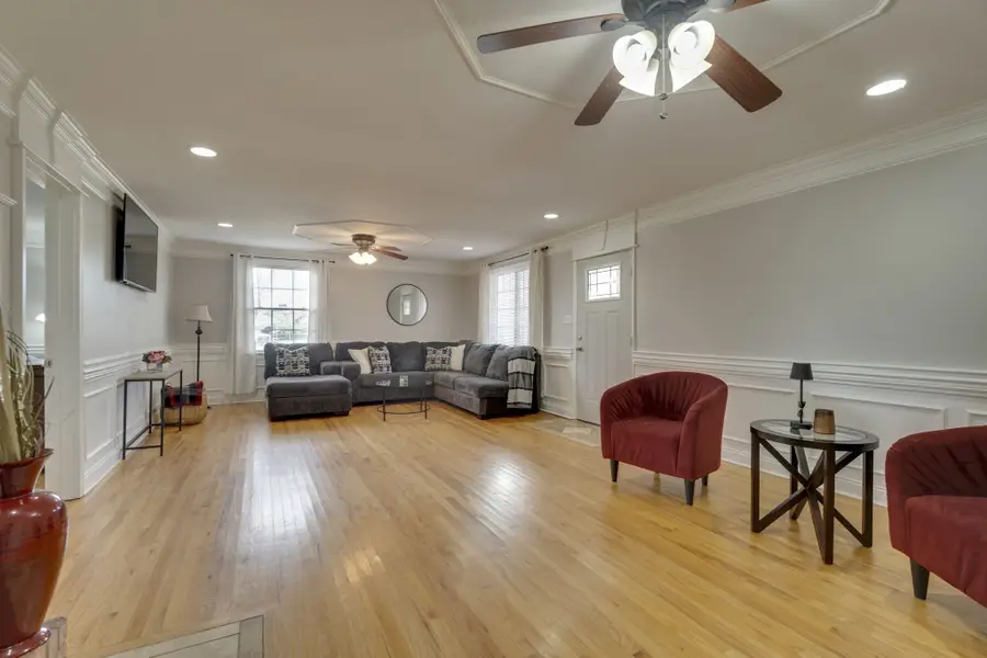 1703 Atlas St, Murfreesboro, TN 37130 - #2