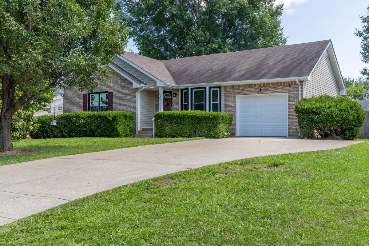 3234 Tabby Dr, Clarksville, TN 37042 - #1