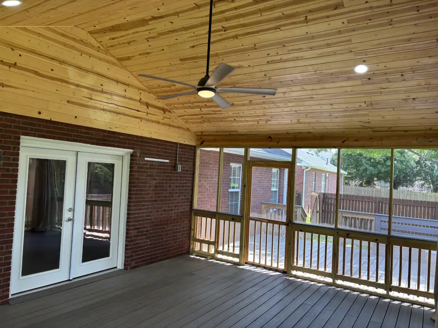 1097 Wedgewood Dr, Gallatin, TN 37066 - #3