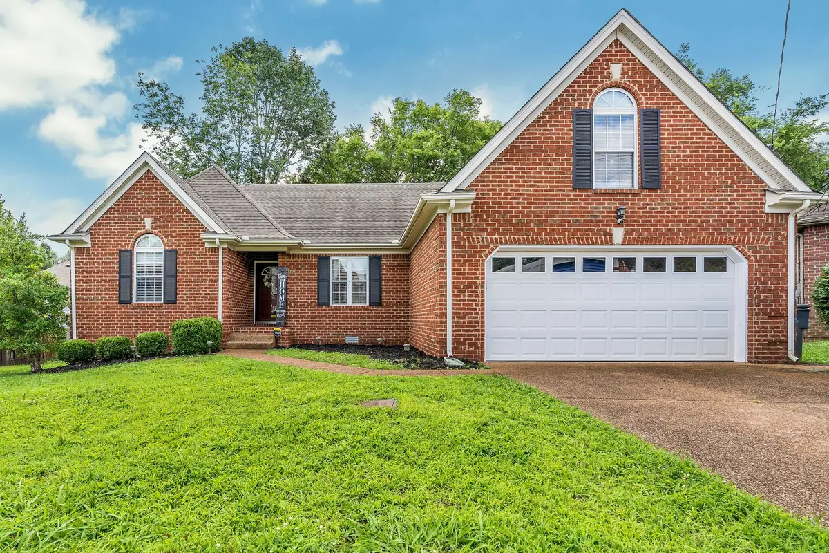 712 Milbridge Ct, Antioch, TN 37013 - #1
