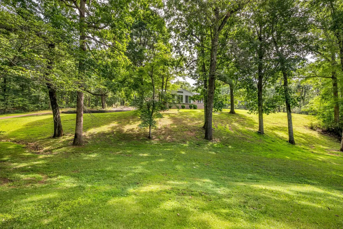 4251 Moss Hill Dr, Nunnelly, TN 37137 - #1