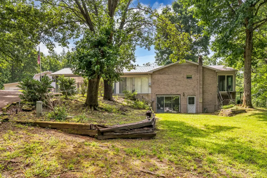 4251 Moss Hill Dr, Nunnelly, TN 37137 - #2